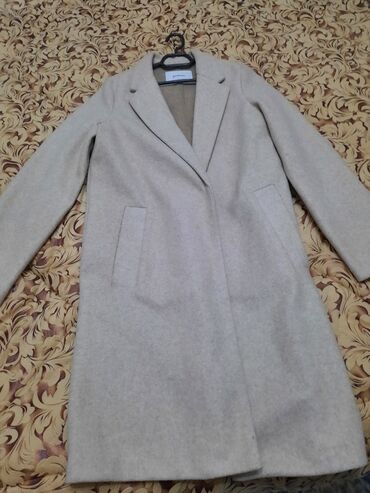 redmi 6 pro цена в бишкеке: Весенняя пальтошка
на весну 
цена 1500