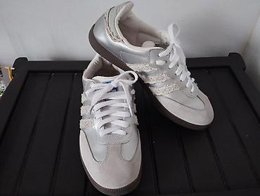 soft shell: Кроссовки, 40, Adidas, Б/у, цвет - Белый — 1