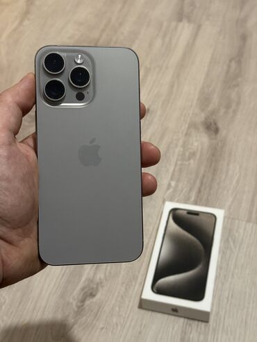 iphone 11 pro max цена в бишкеке: IPhone 15 Pro Max, Б/у, 256 ГБ, Natural Titanium, Зарядное устройство, Защитное стекло, Чехол, 90 %