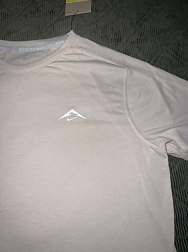 vikend torba: Nike TRAIL Dri-FIT UV T-Shirt Women's Short Sleeve Shirts Trail — 4