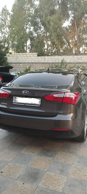 islenmis hyundai avtomobilleri satisi: Kia Cerato: 1.8 l | 2013 il Sedan — 5