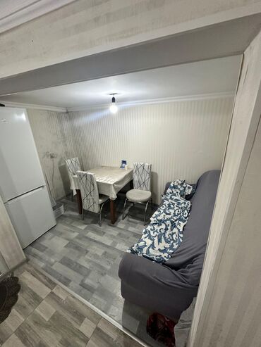 Həyət evləri və villaların satışı: 2-ci Alatava 2 otaqlı, 35 kv. m, Kredit yoxdur, Orta təmir