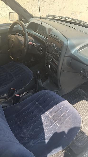 e 200: VAZ (LADA) 21099: 1.5 l | 1993 il 200000 km Sedan — 5