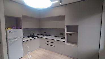 Кухонные гарнитуры: Кухонный гарнитур, цвет - Серый, Пластик — 17