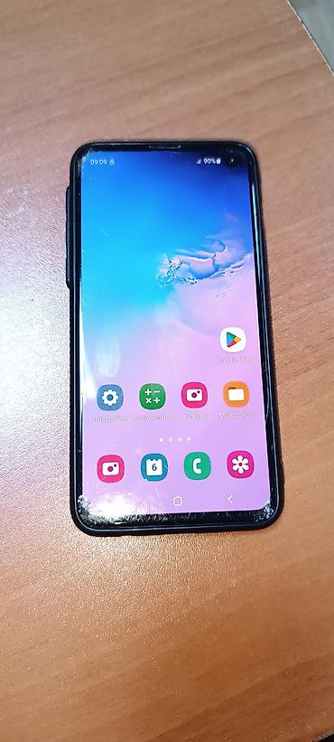 Samsung: Samsung Galaxy S10e, 128 GB, rəng - Qara, Qırıq, Sensor, Barmaq izi — 3