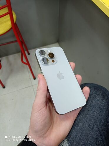 Apple iPhone: IPhone 15 Pro, 128 GB, Natural Titanium, Barmaq izi, Simsiz şarj, Face ID