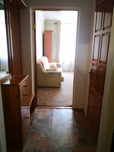 1 комнатный квартира в Кыргызстан | Продажа квартир: 1 комната, 30 м², Хрущевка, 2 этаж, Свежий ремонт, Центральное отопление