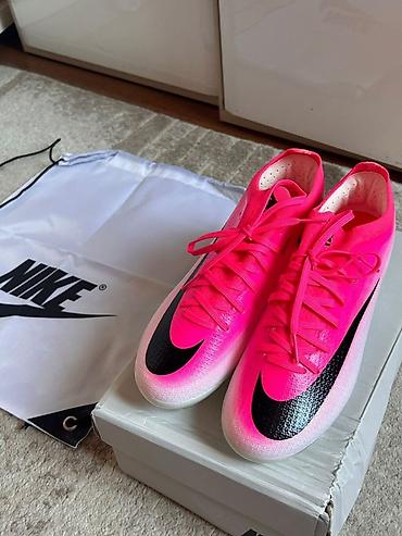 Футбольные бутсы Nike Mercurial Vapor (FG) — яркая расцветка Hyper