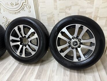 Disk təkərlər: 4 ədəd yığılmış disk+şin dəsti - Disklər: yüngül lehimli, 10-şüalı — 9