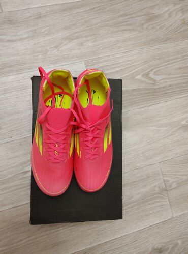 adidas x сороконожки: Бутсы Адидас F50 новые цена:3800 Писать в Ватсап по номеру: звонить по
