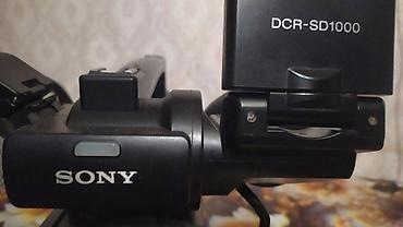 Videokameralar: Sony DCR-SD1000 video kamera - Peşəkar tipli çiyin kamerası - Üstündə -da lalafo.az — 2 Videokameralar: Sony DCR-SD1000 video kamera - Peşəkar tipli çiyin kamerası - Üstündə — 2