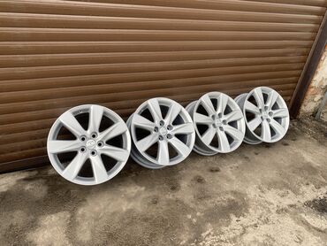 панель на спринтер: Литые Диски R 19 Lexus, Комплект, отверстий - 5