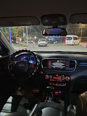 Продажа авто: Kia Sorento: 2018 г., 2 л, Автомат, Дизель, Внедорожник — 9