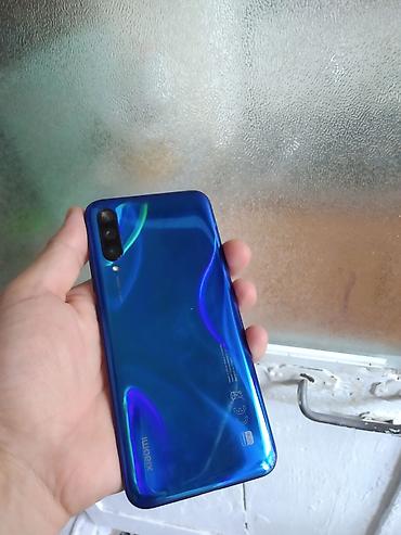 z fold 3: Xiaomi Mi A3, 64 GB, 
 Barmaq izi — 2