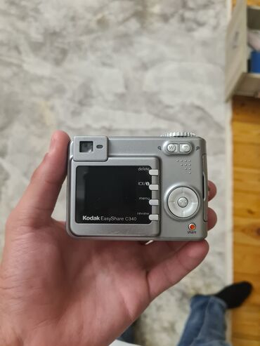 komputer hisseleri: Kodak EasyShare C340 rəqəmsal fotoaparat Ela veziyyetde sadece zaretqa
