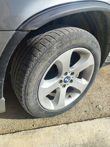 полики для авто бишкек цена: BMW X5 E53. Разноширокие, продаю резину, 4 шины передние 255/50 r19