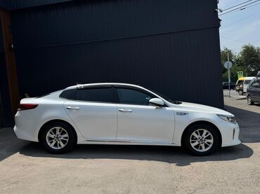 Kia: KIA K5, 2017г.в. 	•	Газ, объем 2.0 	•	Автомат 	•	Пробег: 183,000 км
