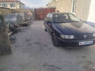 пассад б 5: Volkswagen Passat: 1995 г., 1.8 л, Механика, Бензин, Седан