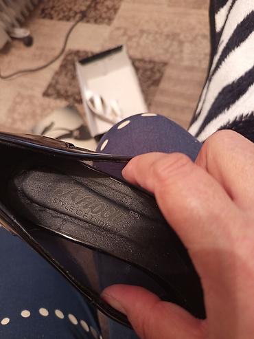 Туфли: Продаю туфельки на каблуках на праздники, надетые только по одному — 8