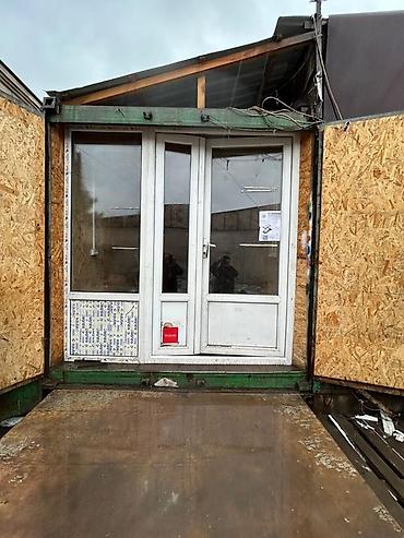 Продажа торговых контейнеров: Модульный торговый павильон/контейнер с крышей - Планировка: одно — 5