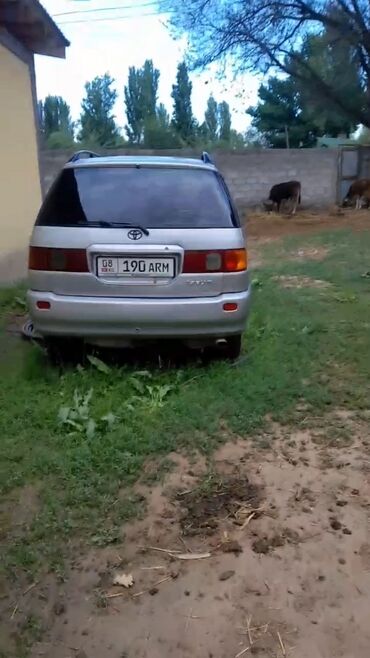 японские машина: Toyota Ipsum: 1998 г., 2 л, Автоматтык, Бензин, Вэн/Минивэн