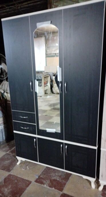 Dolablar: Yeni, Açılan, 3 qapılı Düz dolab, Qarderob, paltar dolabı, Azərbaycan -da lalafo.az — 27 Dolablar: Yeni, Açılan, 3 qapılı Düz dolab, Qarderob, paltar dolabı, Azərbaycan — 27