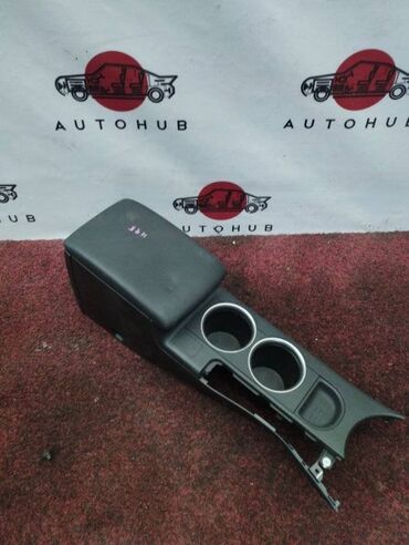 Другие автозапчасти: Подлокотник Subaru Outback BP9 2500 2007 (б/у) САЛОННЫЕ ДЕТАЛИ -