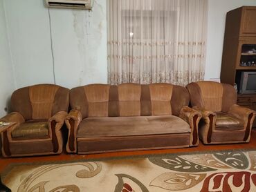 tek neferlik taxt: İşlənmiş, Divan, 2 kreslo, Açılan