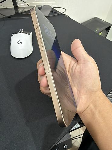 телефон 2500 сом: IPhone 16 Pro Max, Б/у, 256 ГБ, Золотой — 2