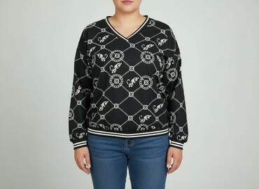 obcisła bluzki z dekoltem: Women's blouse, size 3XL