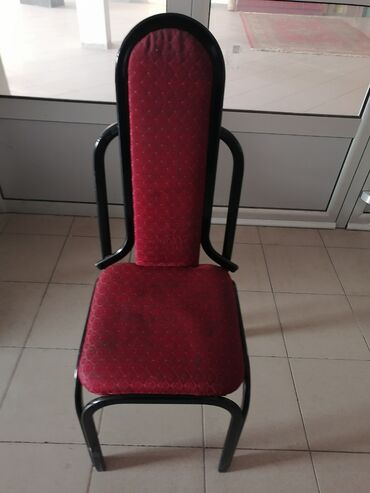 Setovi stolova i stolica: Okrugli kafe/ugostiteljski sto sa metalnom bazom + stolice - Sto — 17