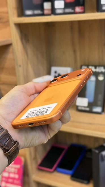 king kong: IPhone 17 Pro Max, Б/у, 256 ГБ, Оранжевый, Наушники, Зарядное устройство, Защитное стекло, В рассрочку, 96 % — 3