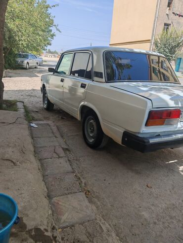 LDV: LDV : 1.6 l | 2002 il 171000 km Sedan — 4