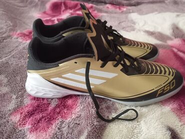 nike air force бишкек: Эркектердин кроссовкасы, 43, Adidas, Жаңы, түсү - Сары, Өзү алып кетүү