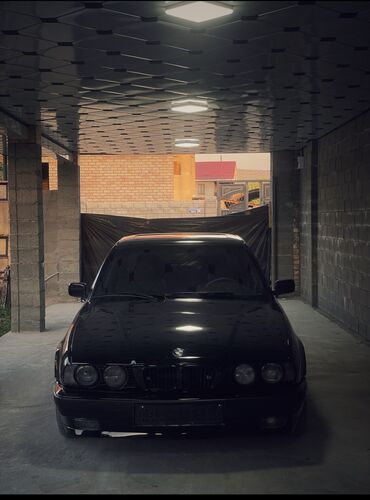 авто из корее в бишкек: BMW 5 series: 1994 г., 2.5 л, Механика, Бензин, Седан