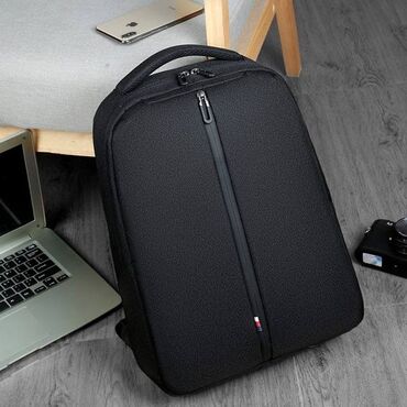 защитный рюкзак для ноутбука: Рюкзак MB121 17д Арт.2385 Материал Оксфорд, из которого изготовлен
