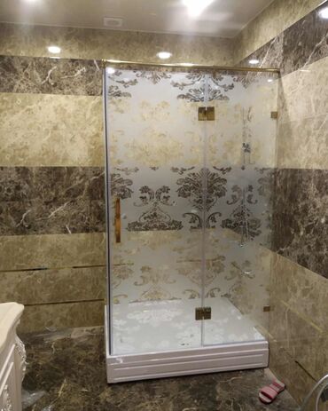 Duş kabinaları, arakəsmələr: Yeni Üstü açıq kabina, Künc üçün, Pulsuz çatdırılma — 28