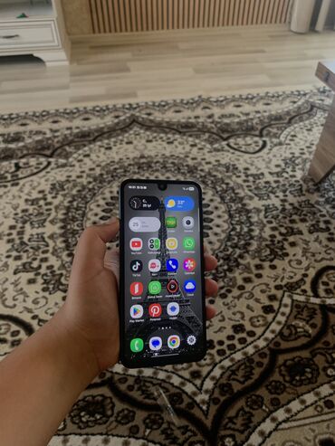 Samsung: Samsung Galaxy A55, 128 GB, rəng - Qara, Zəmanət, Barmaq izi, Simsiz şarj