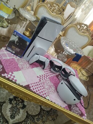 где купить sony playstation 4: Ps5 silim + vr + villeg disk öz PS 5 di hamısına 2400 manat xərcim