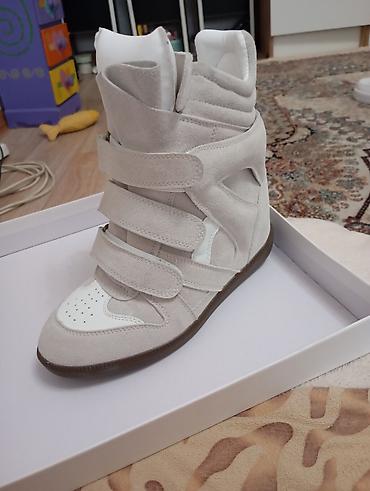 Кроссовки, 37, Isabel Marant, Новый, цвет - Бежевый, Платная доставка