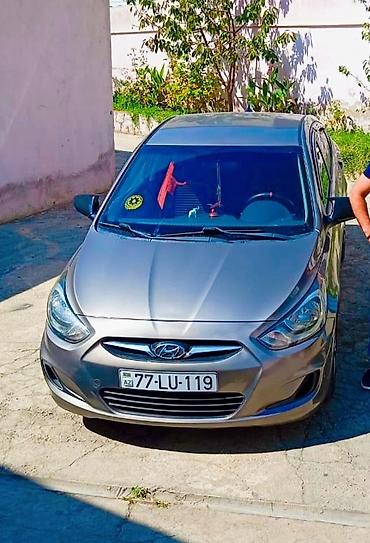 Hyundai: Hyundai Accent sedan - Kuzov: 4 qapılı sedan, boz rəng - Nömrə — 8