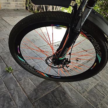 İdman velosipedləri: STRIMA S600 dağ velosipedi - Ölçü: 29" təkərlər, geniş protektorlu — 7