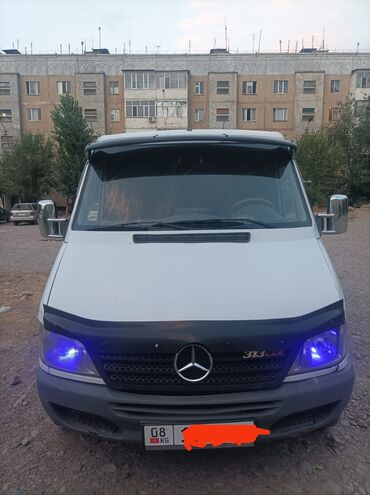 подлокотник виндом: Продается коммерческий фургон Mercedes-Benz Sprinter белого цвета