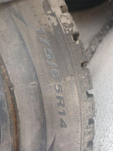 Шины: Автомобильные шины, несколько комплектов. - Зимние шины с шипами — 9