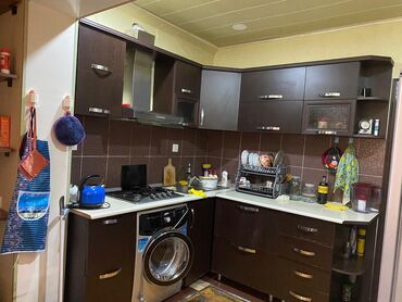 mətbəx kafeli: Metbex mebeli 300azn. olću 2/2. Qaz plitesi, moyka ve aspirator