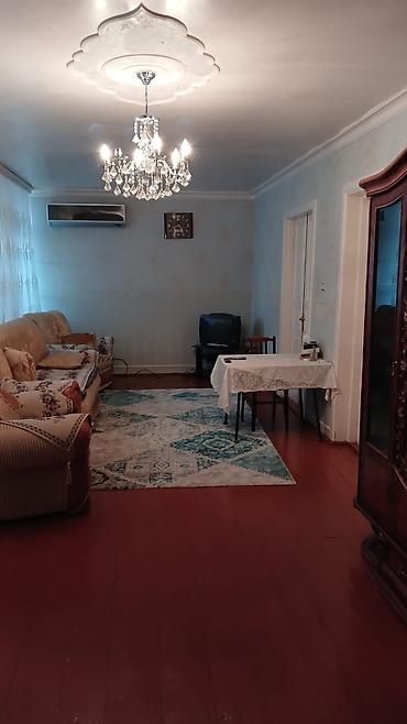аренда автовышки: 3 otaqlı mənzil – geniş və işıqlı zal, ayrı mətbəx Xüsusiyyətlər: - — 6