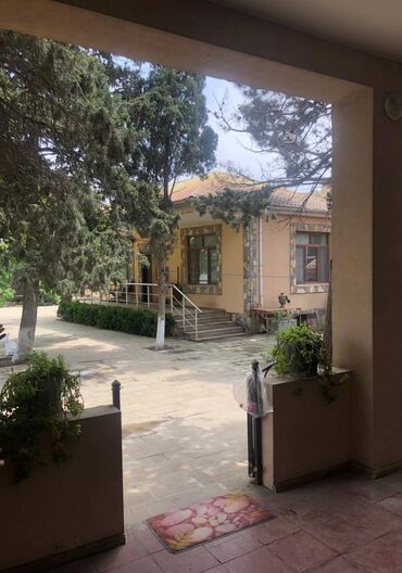 Uzunmüddətli kirayə evlər: 220 kv. m, 6 otaqlı, Kombi, Qaz, İşıq
