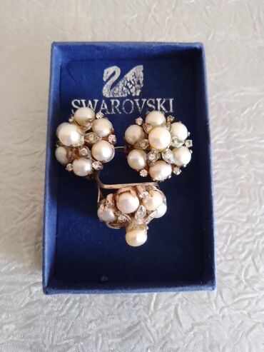 Dəstə daxildir: Üzük, Swarovski, Gümüş