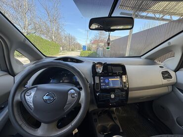 Nissan: Nissan Leaf: 2013 г., 1 л, Автомат, Электромобиль, Хэтчбэк — 11