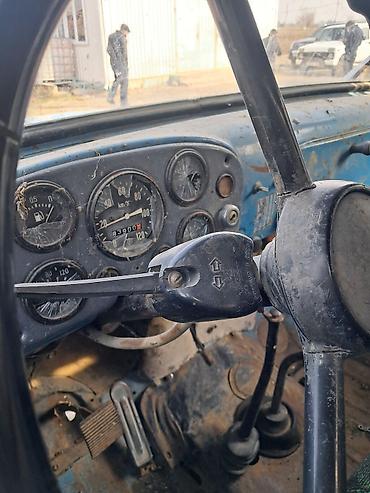 Traktorlar: Belarus MTZ traktoru - Marka/model: Belarus (MTZ) - Korpus — 9